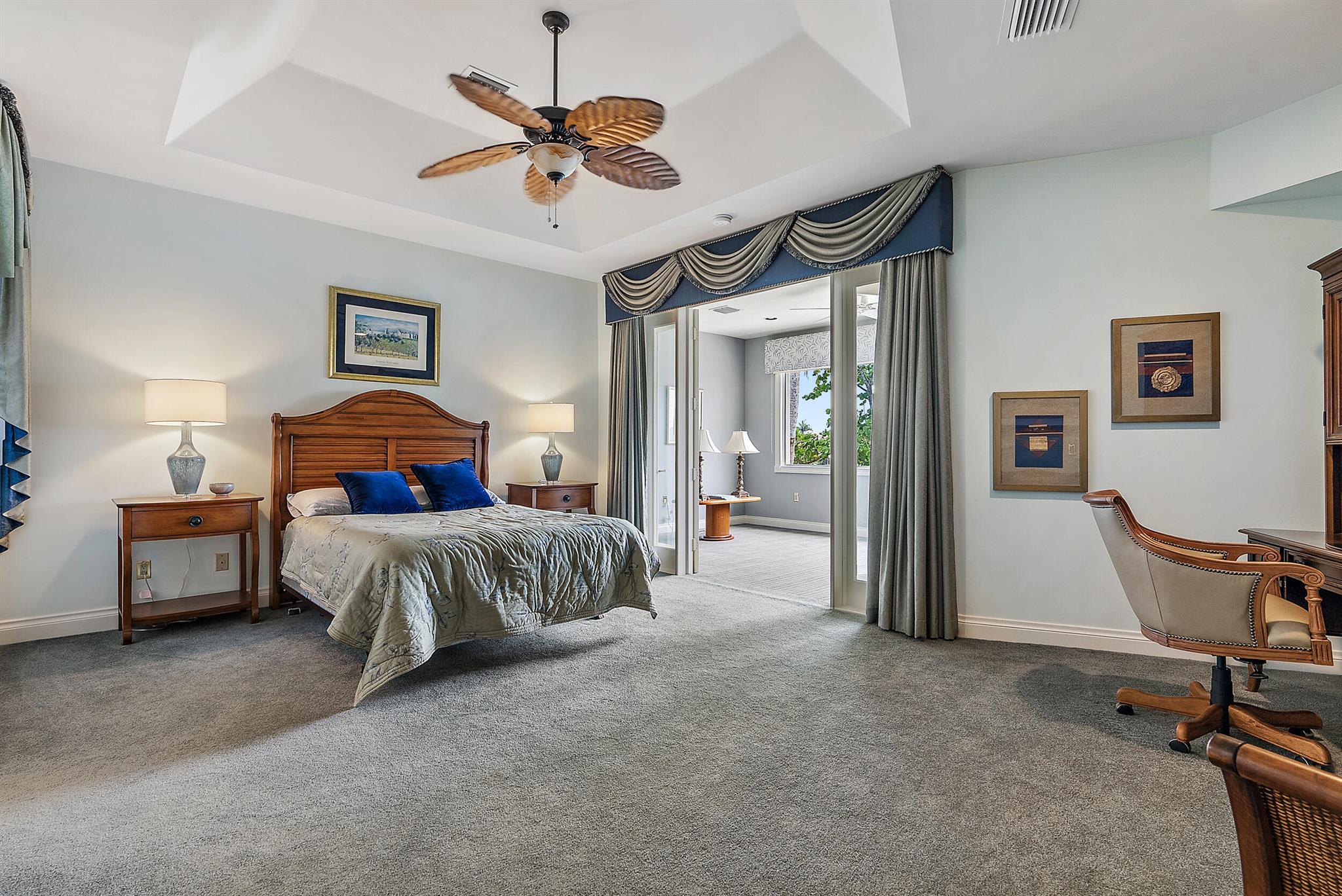 JONATHANS LANDING - Residential