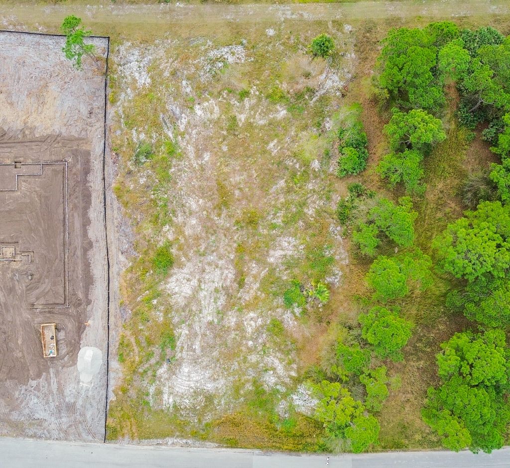 Photo of 10645 Lighter Wood Lane, Fort Pierce, FL 34945 (MLS # R11154327)