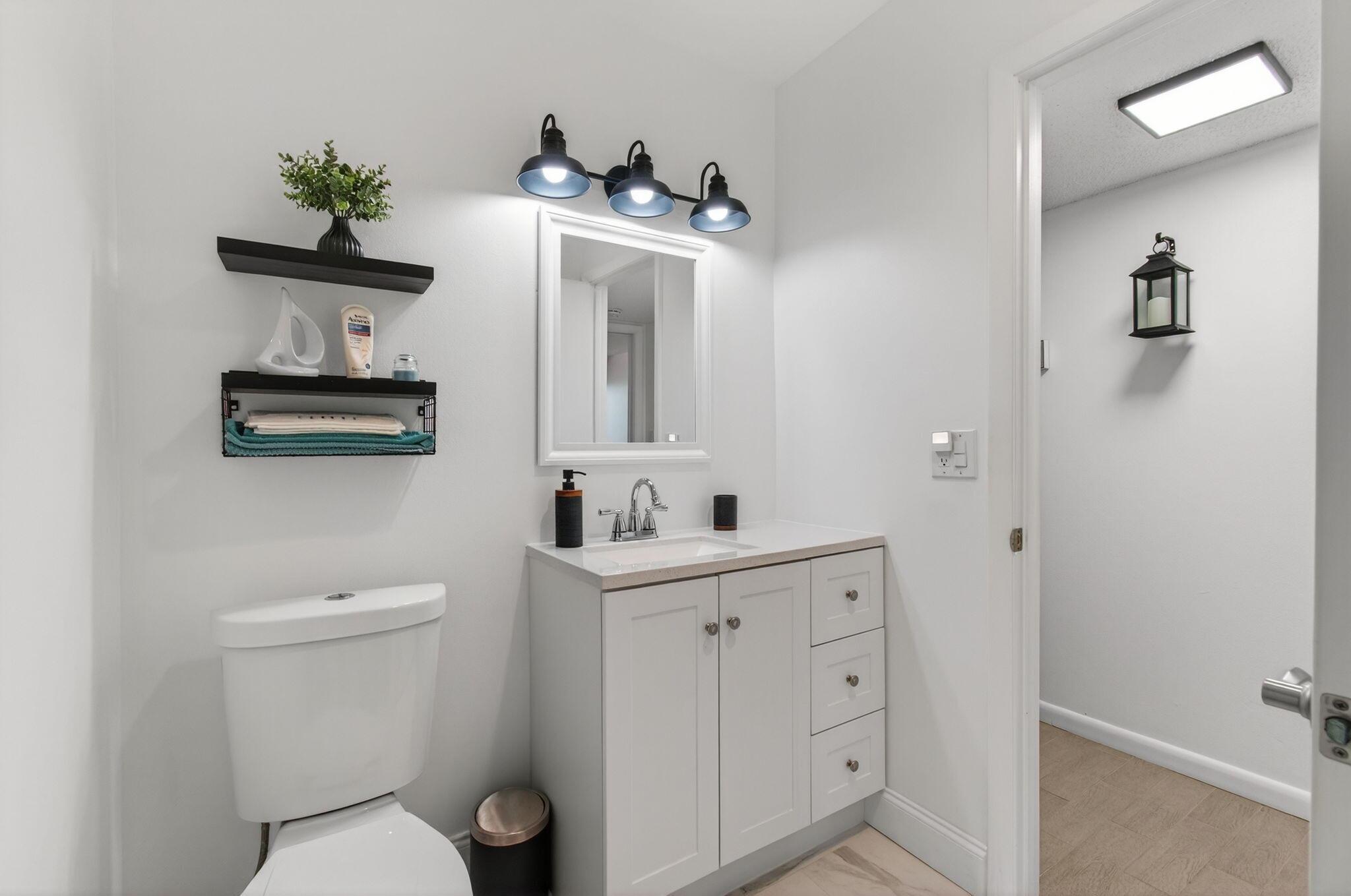 HIGH POINT OF DELRAY - Residential