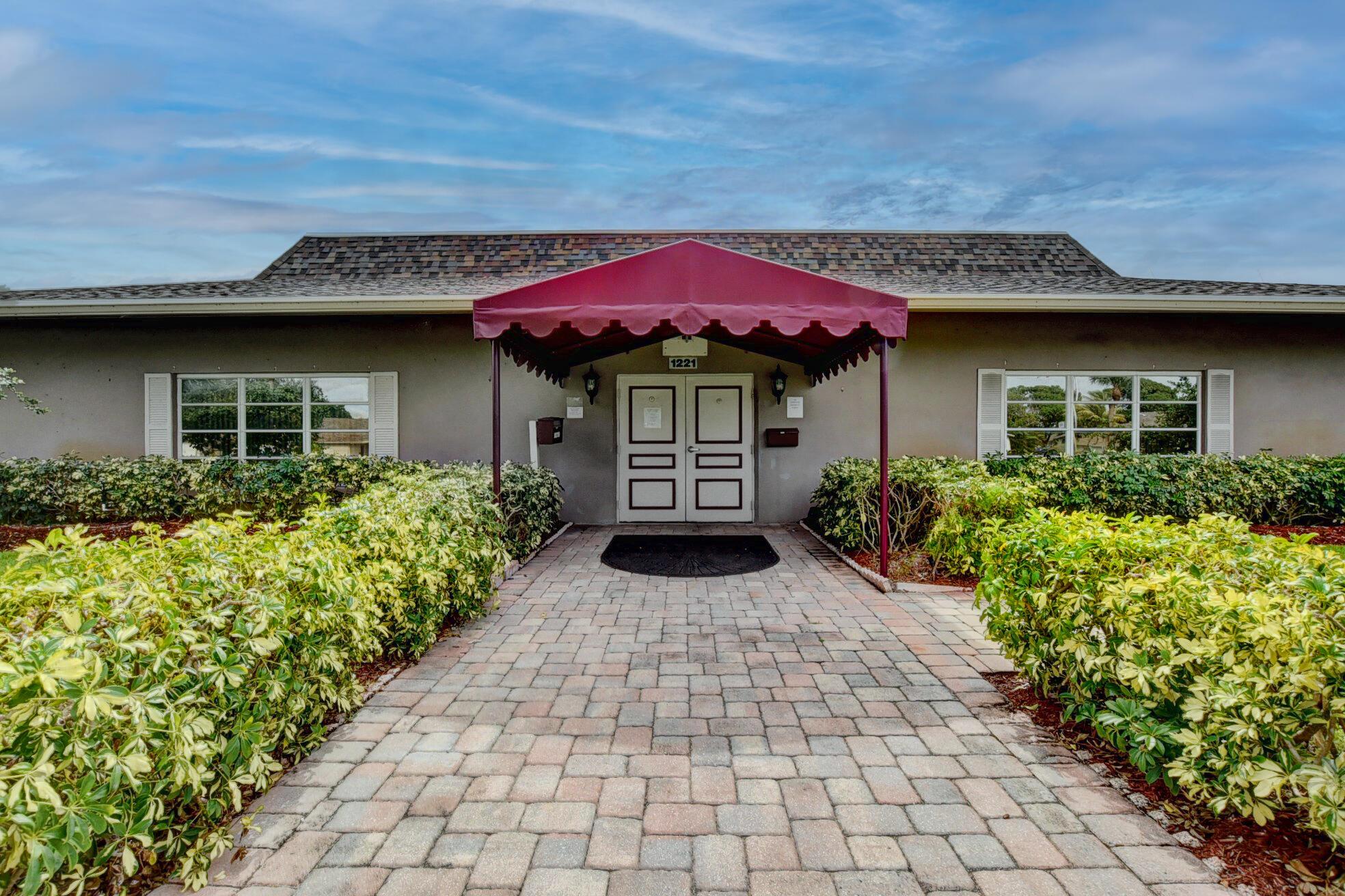 HIGH POINT OF DELRAY - Residential
