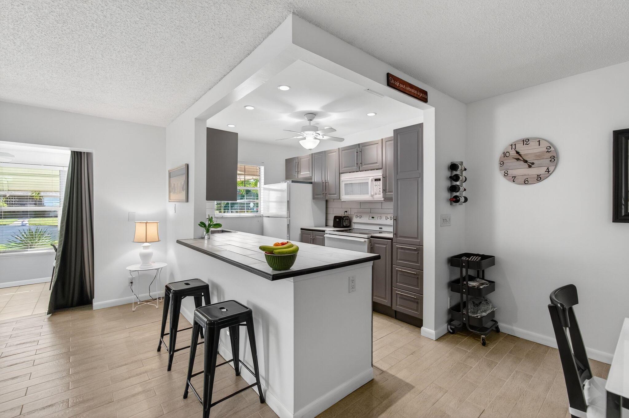 HIGH POINT OF DELRAY - Residential