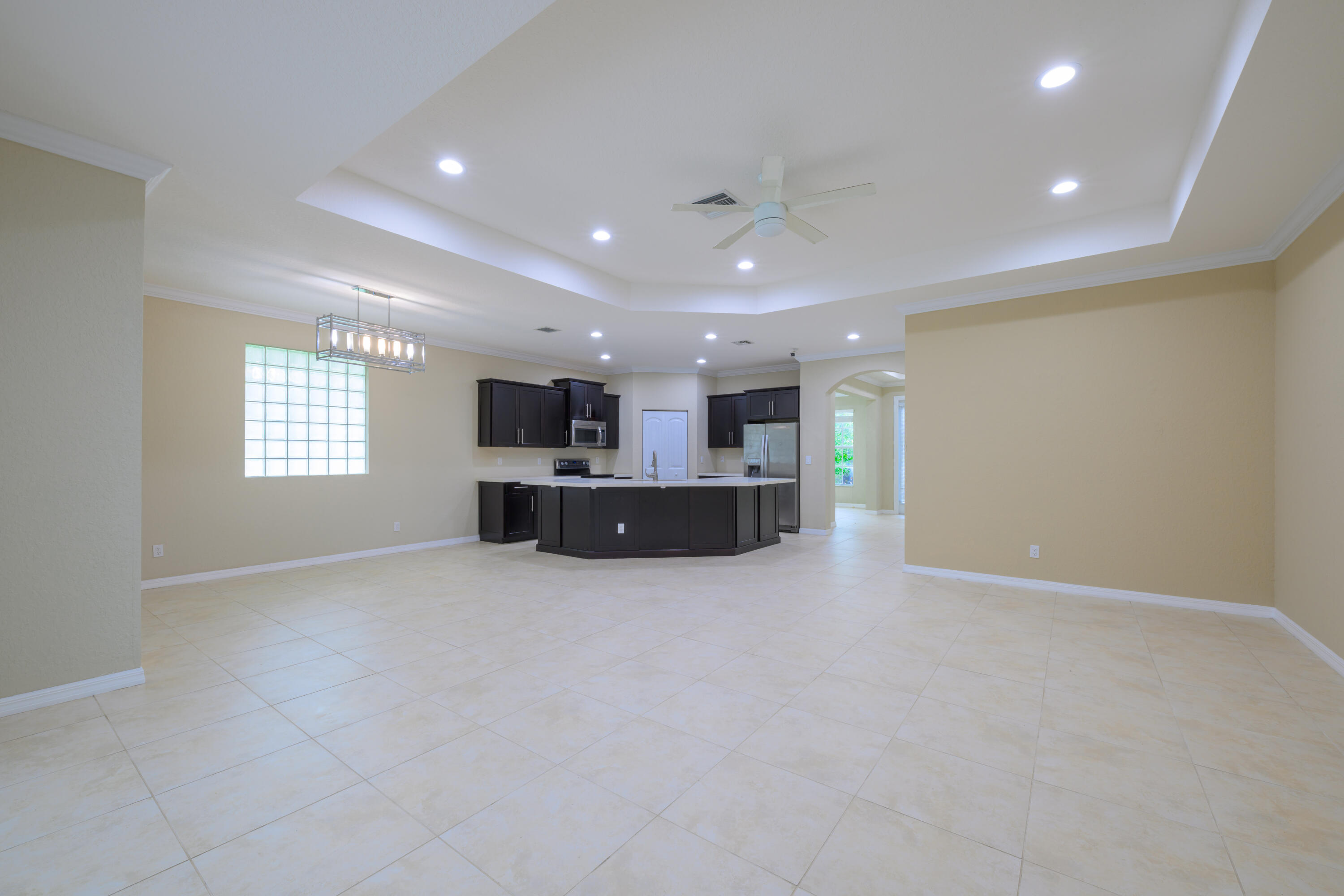 VISTA LAGO - Residential