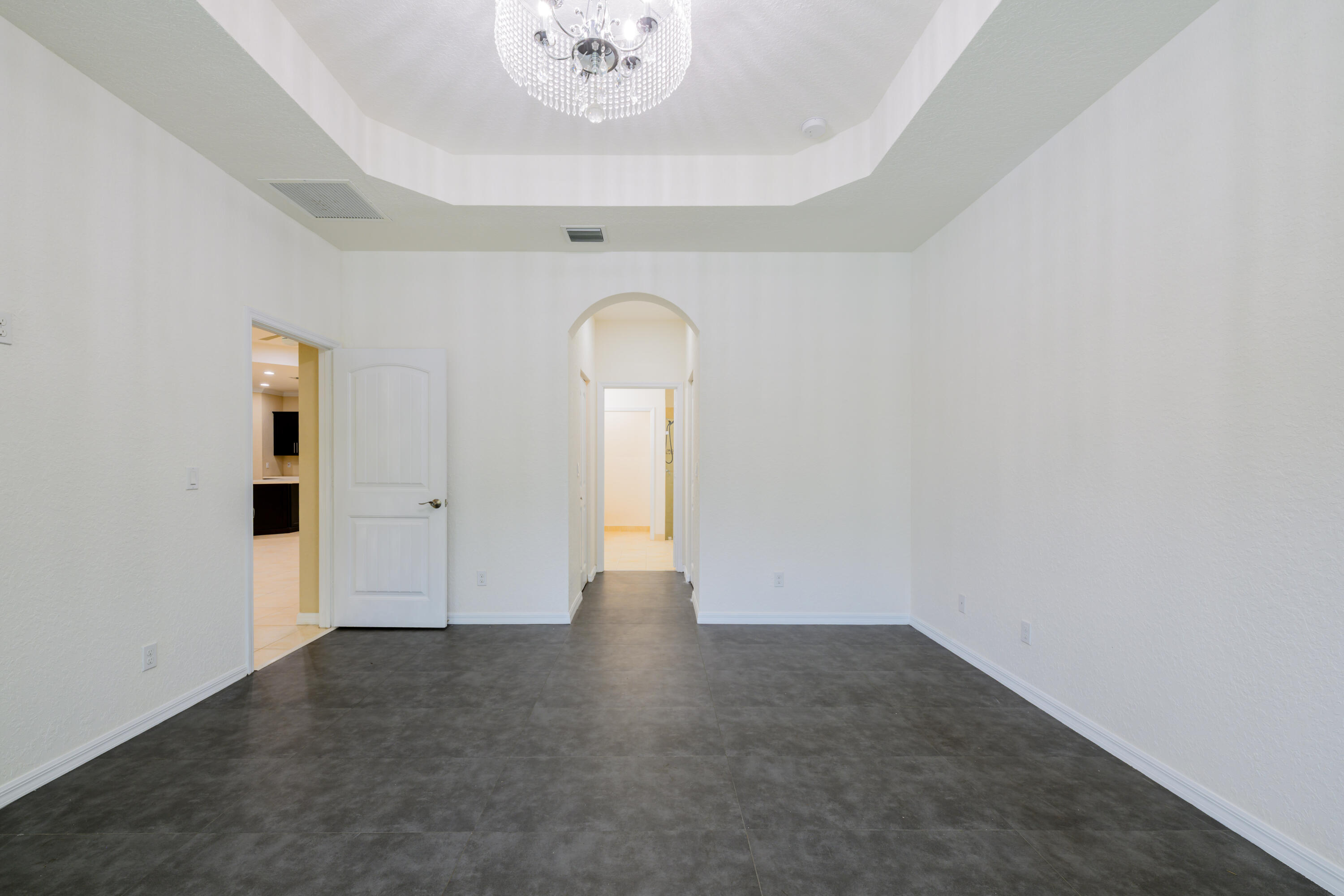 VISTA LAGO - Residential