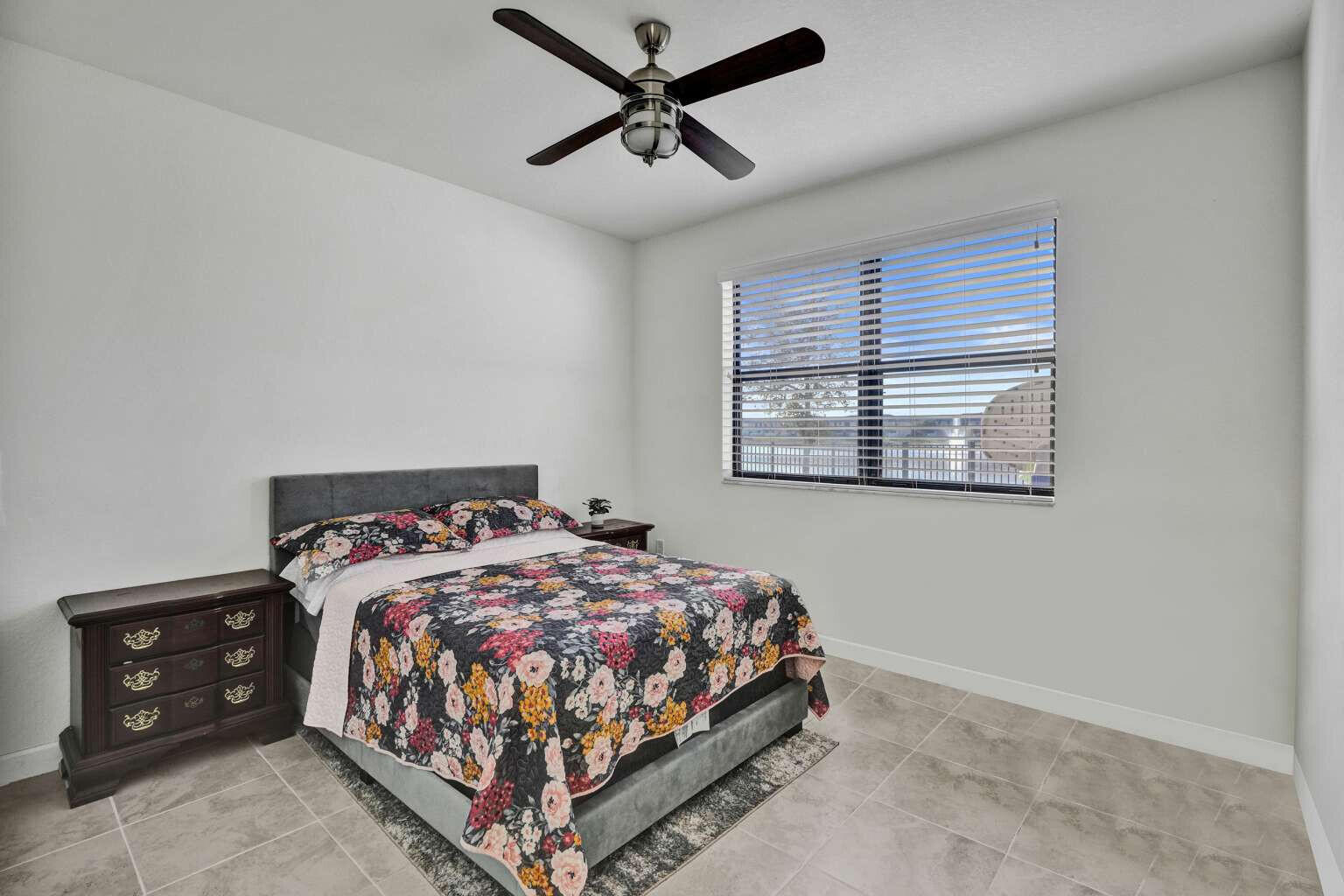 AQUABELLA SECTION ONE - Residential