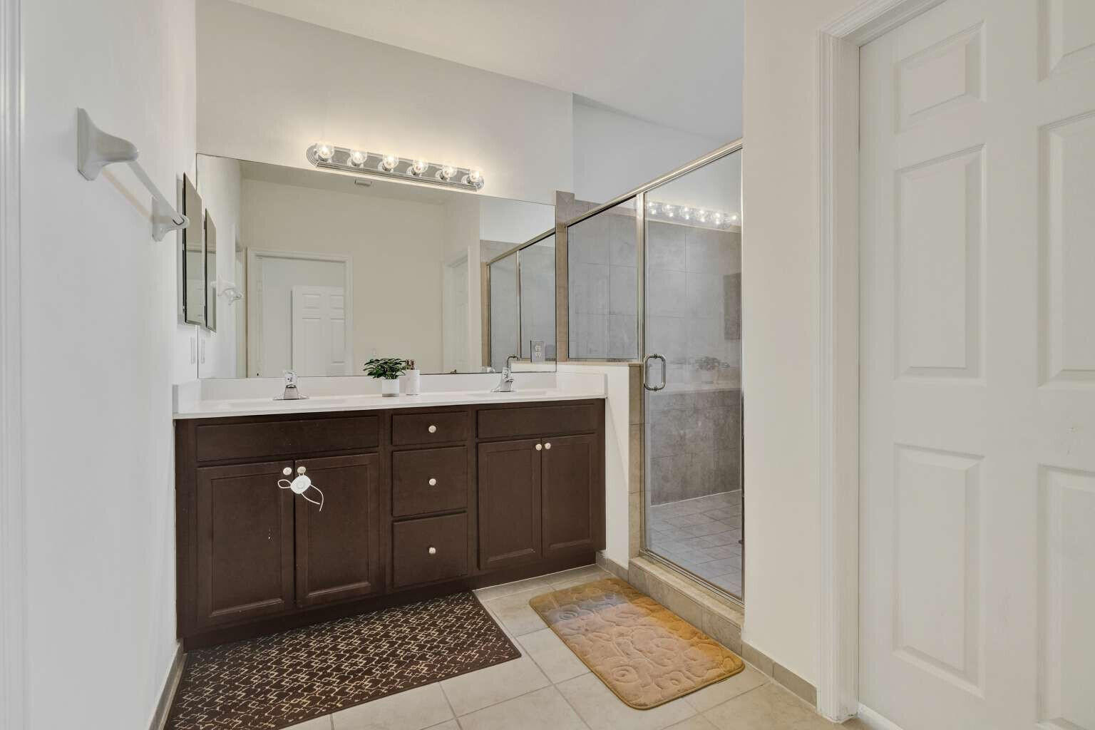 AQUABELLA SECTION ONE - Residential