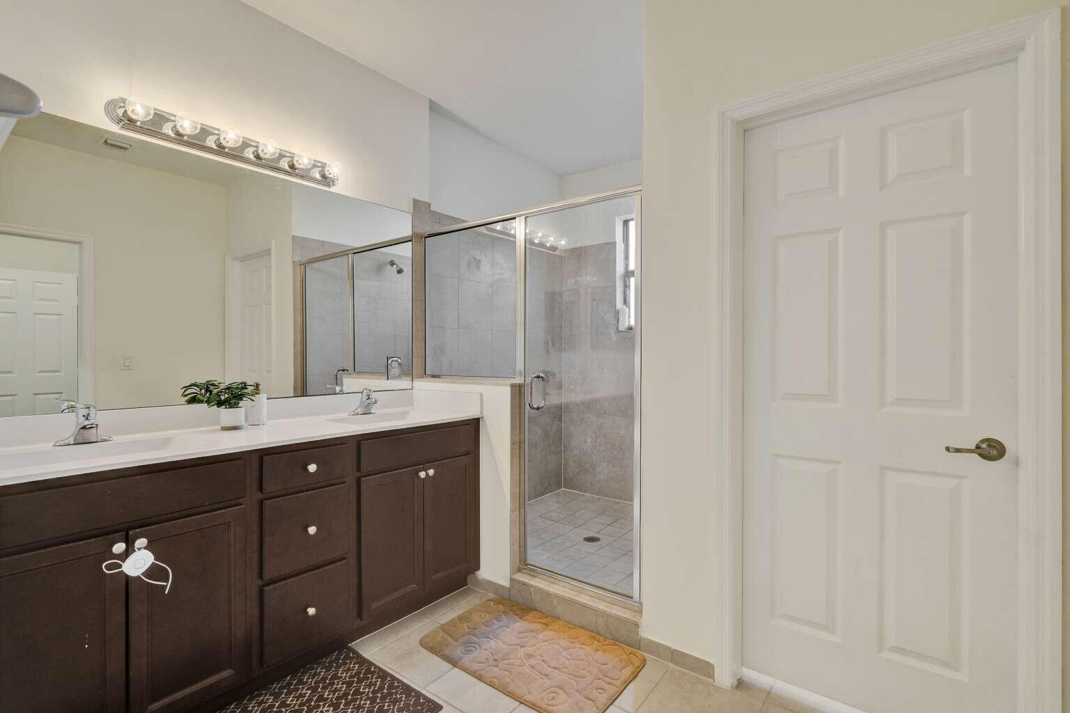 AQUABELLA SECTION ONE - Residential