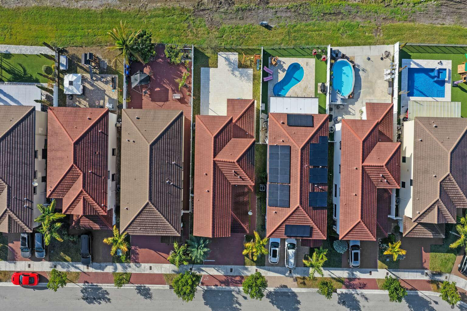 AQUABELLA SECTION ONE - Residential