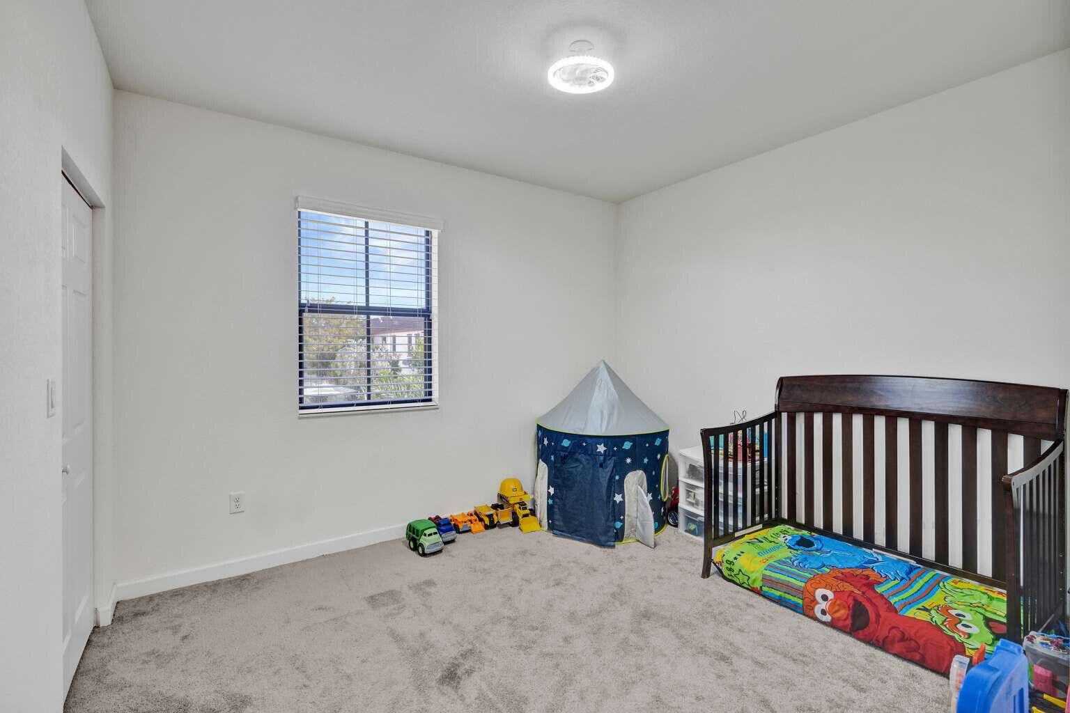 AQUABELLA SECTION ONE - Residential