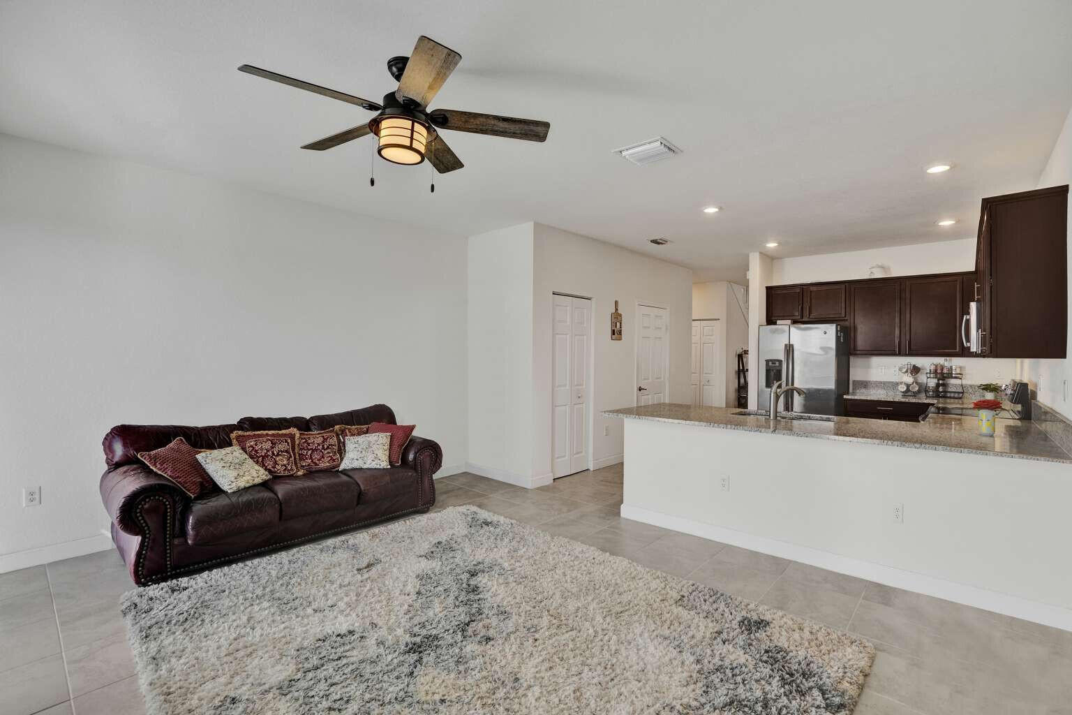 AQUABELLA SECTION ONE - Residential