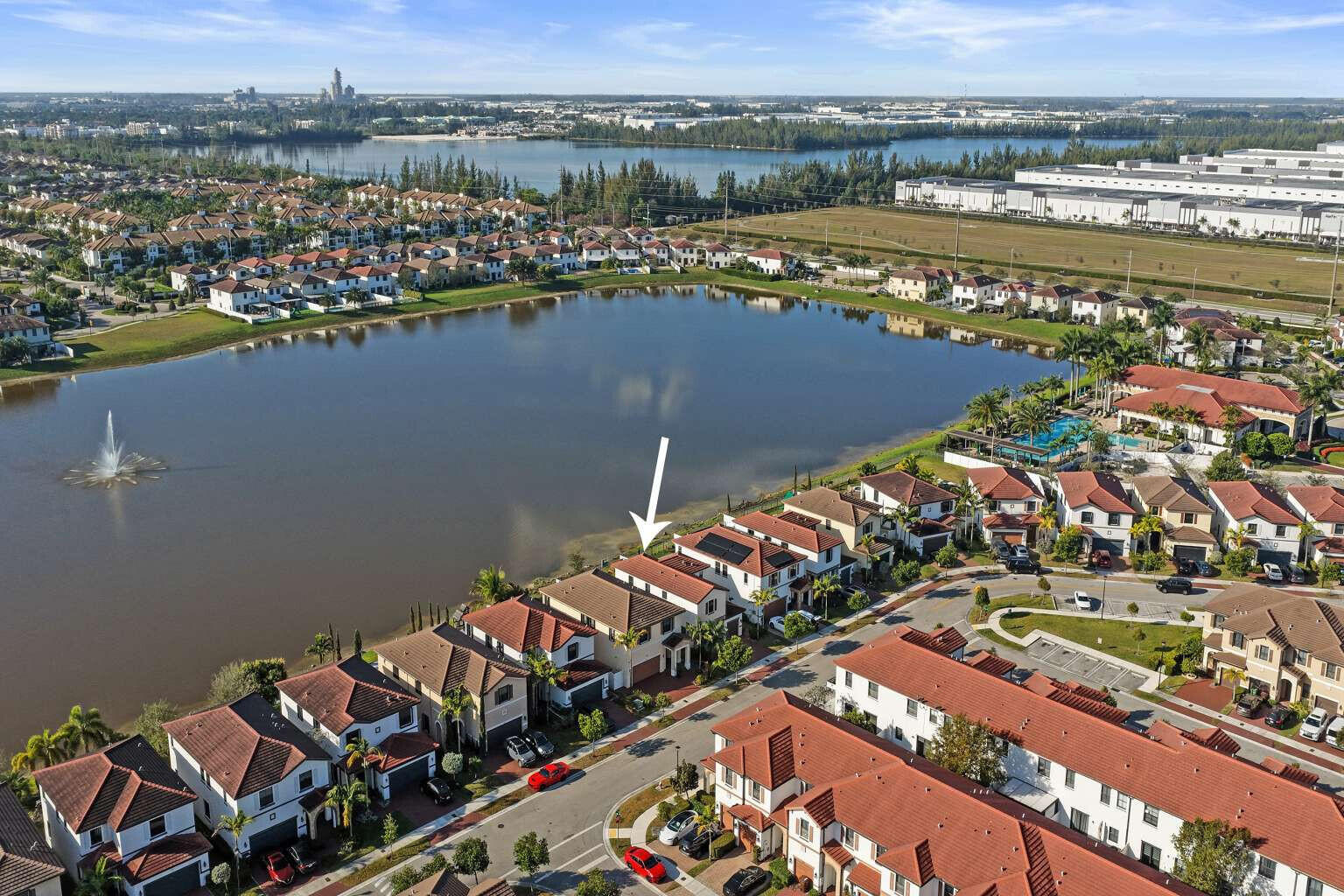 AQUABELLA SECTION ONE - Residential