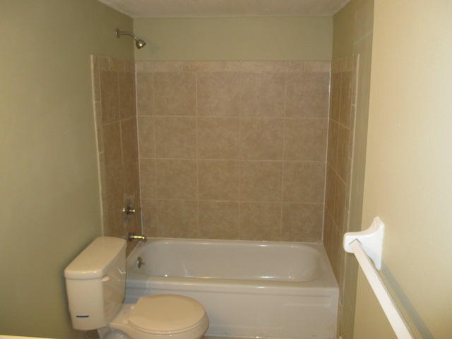 SABAL POINTE CONDO - Residential Lease