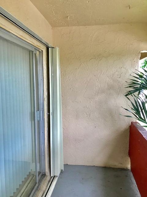 SABAL POINTE CONDO - Residential Lease