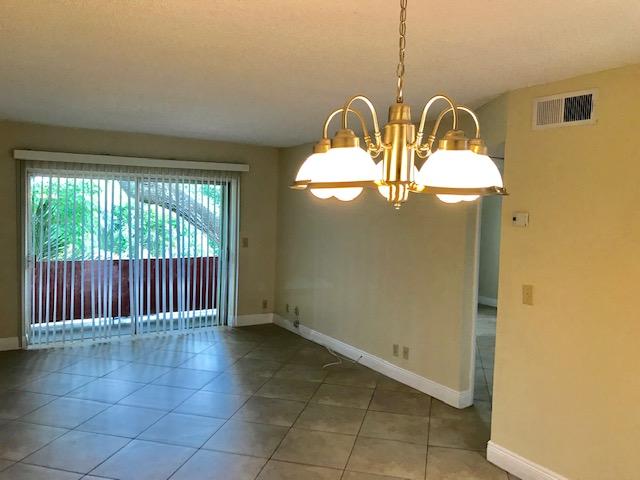 SABAL POINTE CONDO - Residential Lease