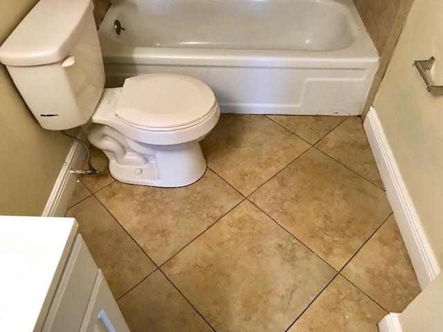 SABAL POINTE CONDO - Residential Lease