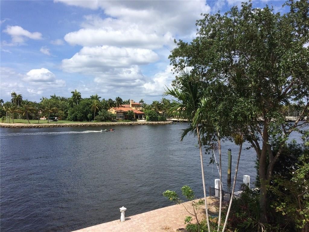 RIO VISTA ISLES - Residential