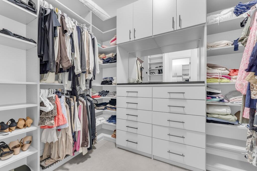 Tropic Isle In - Residential