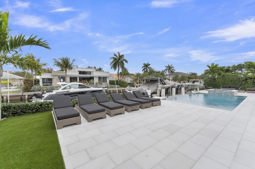 Tropic Isle In - Residential