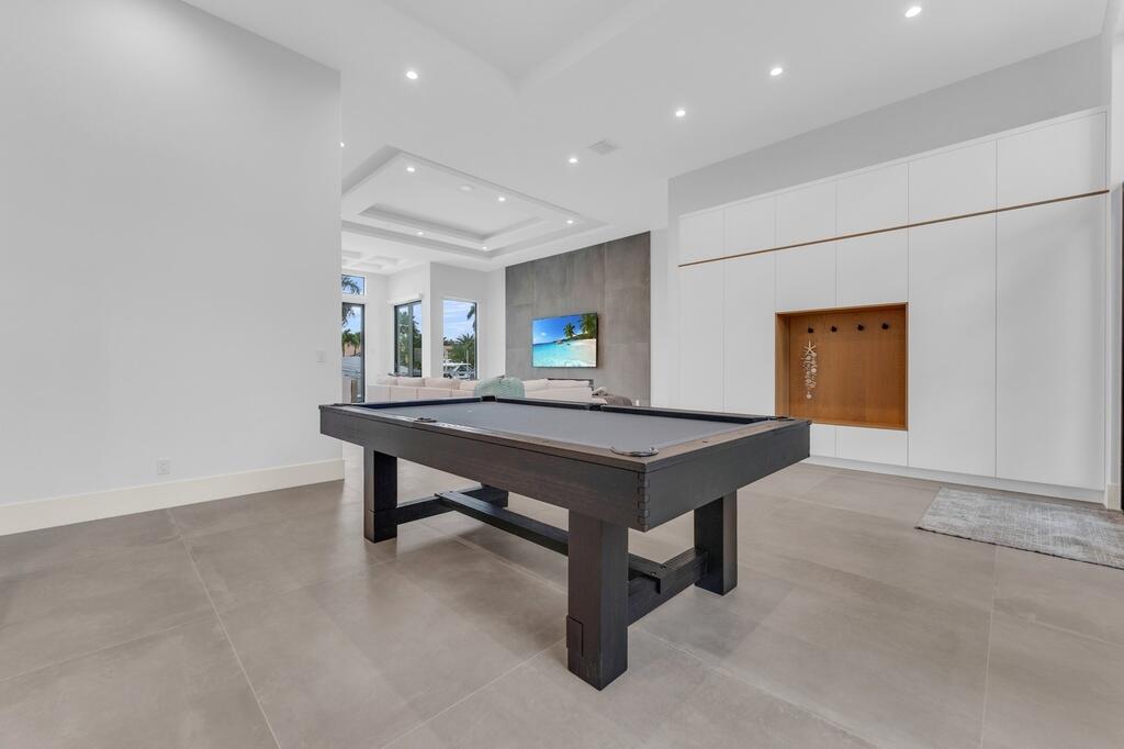 Tropic Isle In - Residential