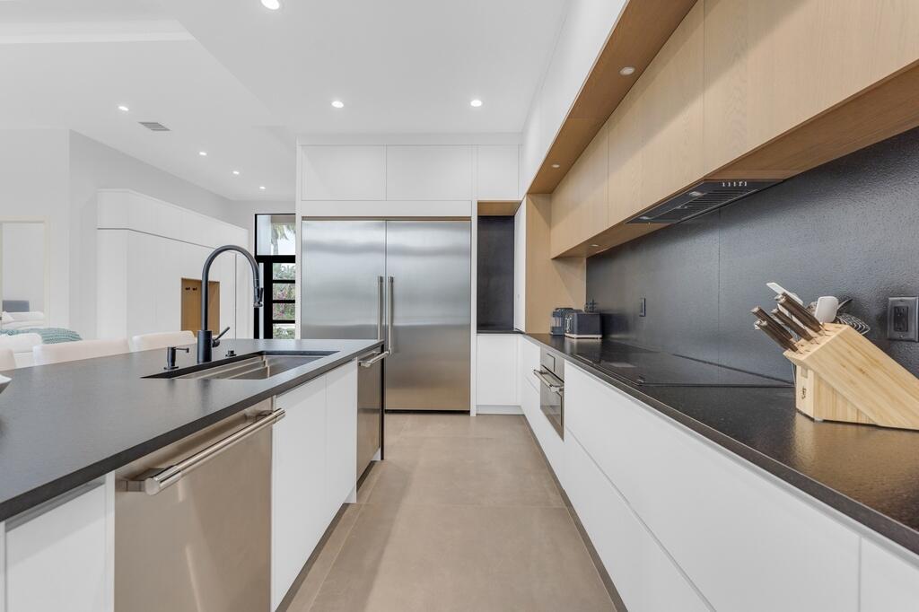 Tropic Isle In - Residential