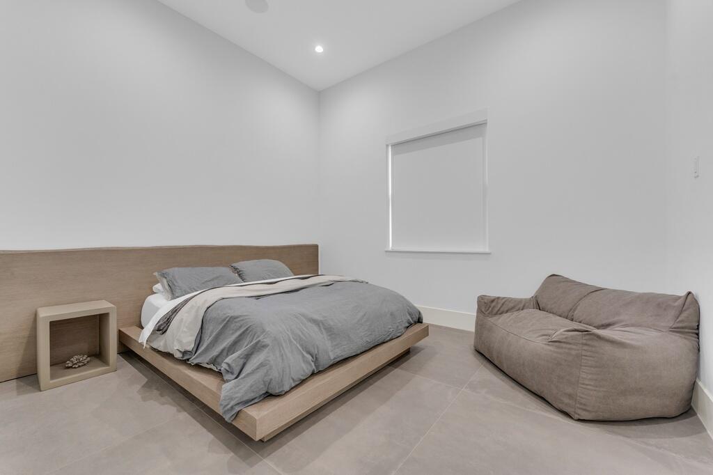 Tropic Isle In - Residential