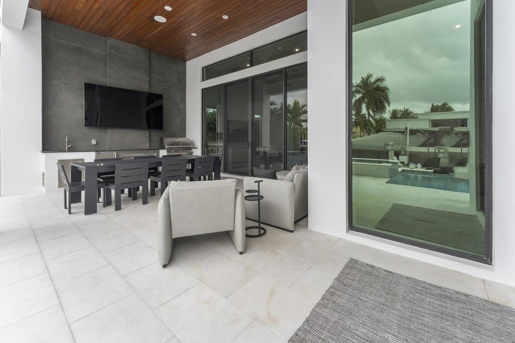 Tropic Isle In - Residential