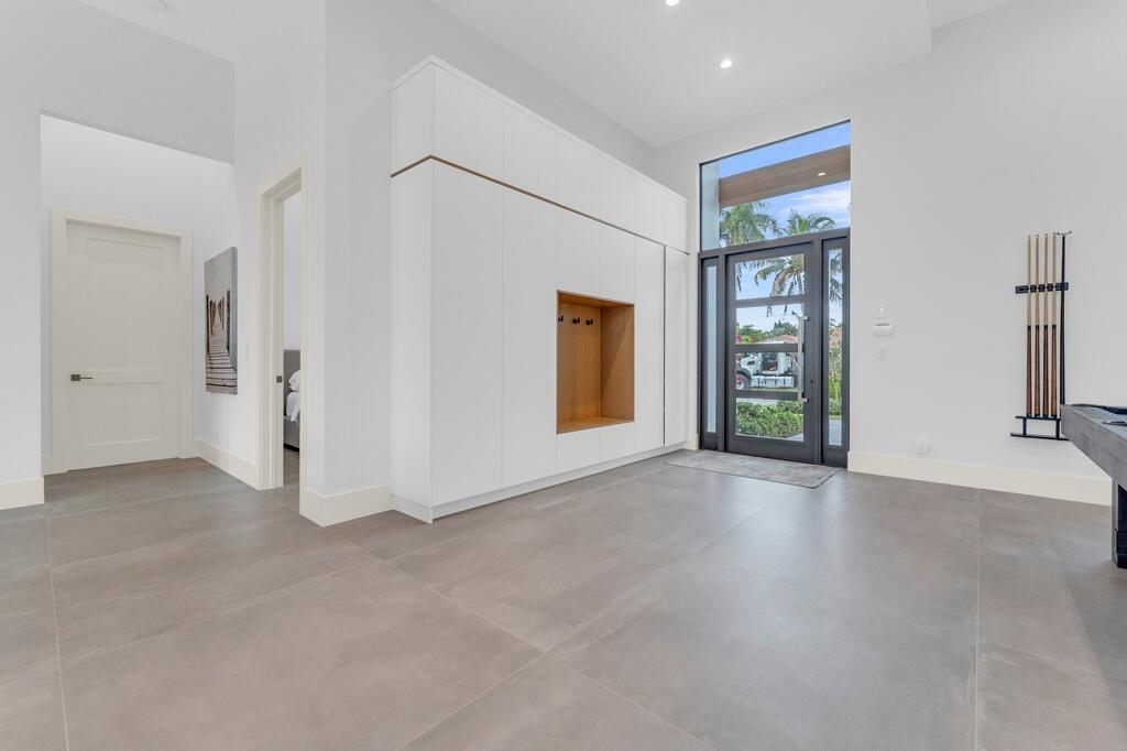 Tropic Isle In - Residential