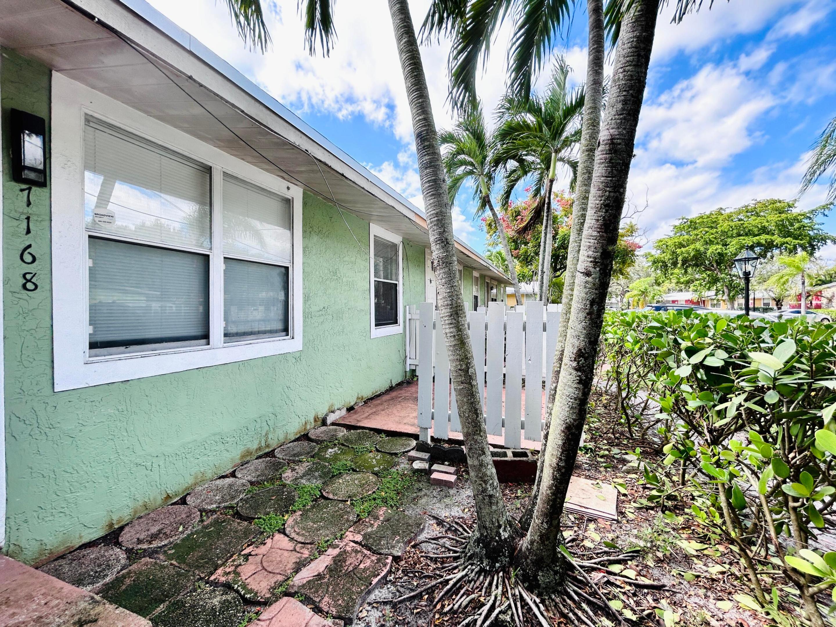 7168 Southgate Boulevard 7168