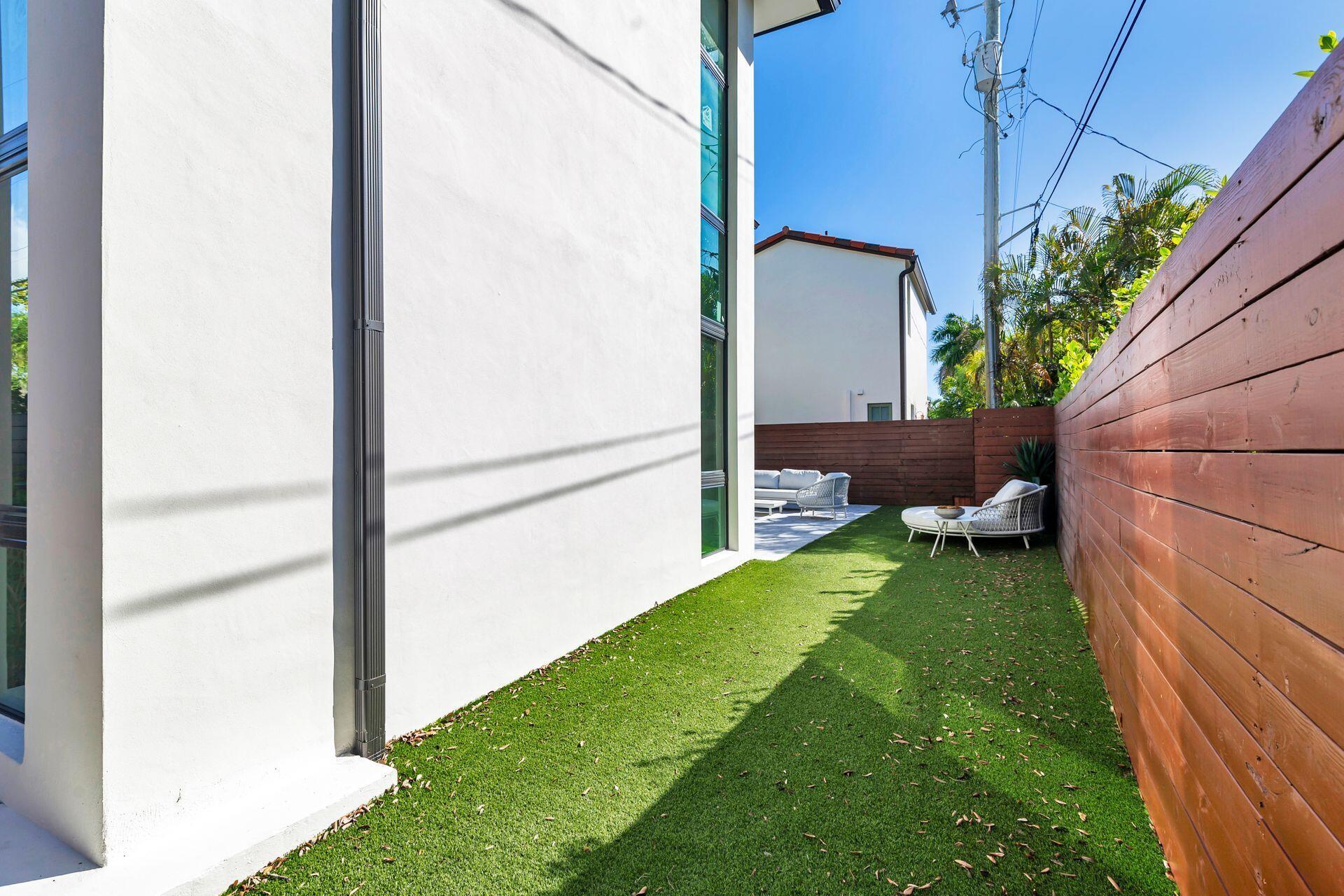 SUNSHINE PARK ADD NO 2 AM - Residential