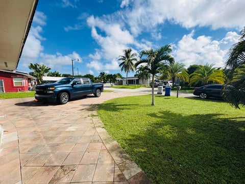 Tiny photo for 2711 NE 11TH Terrace, Pompano Beach, FL 33064 (MLS # B26087263)