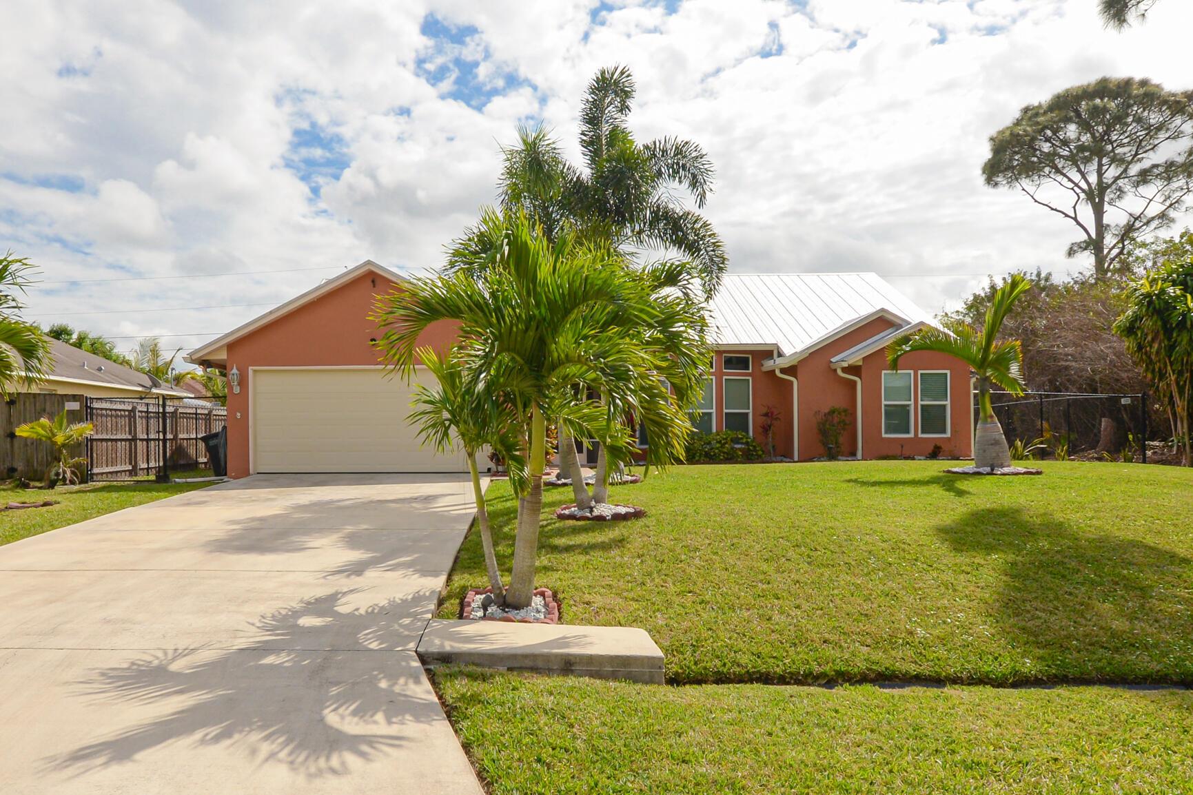 PORT ST LUCIE SECTION 19 - Residential