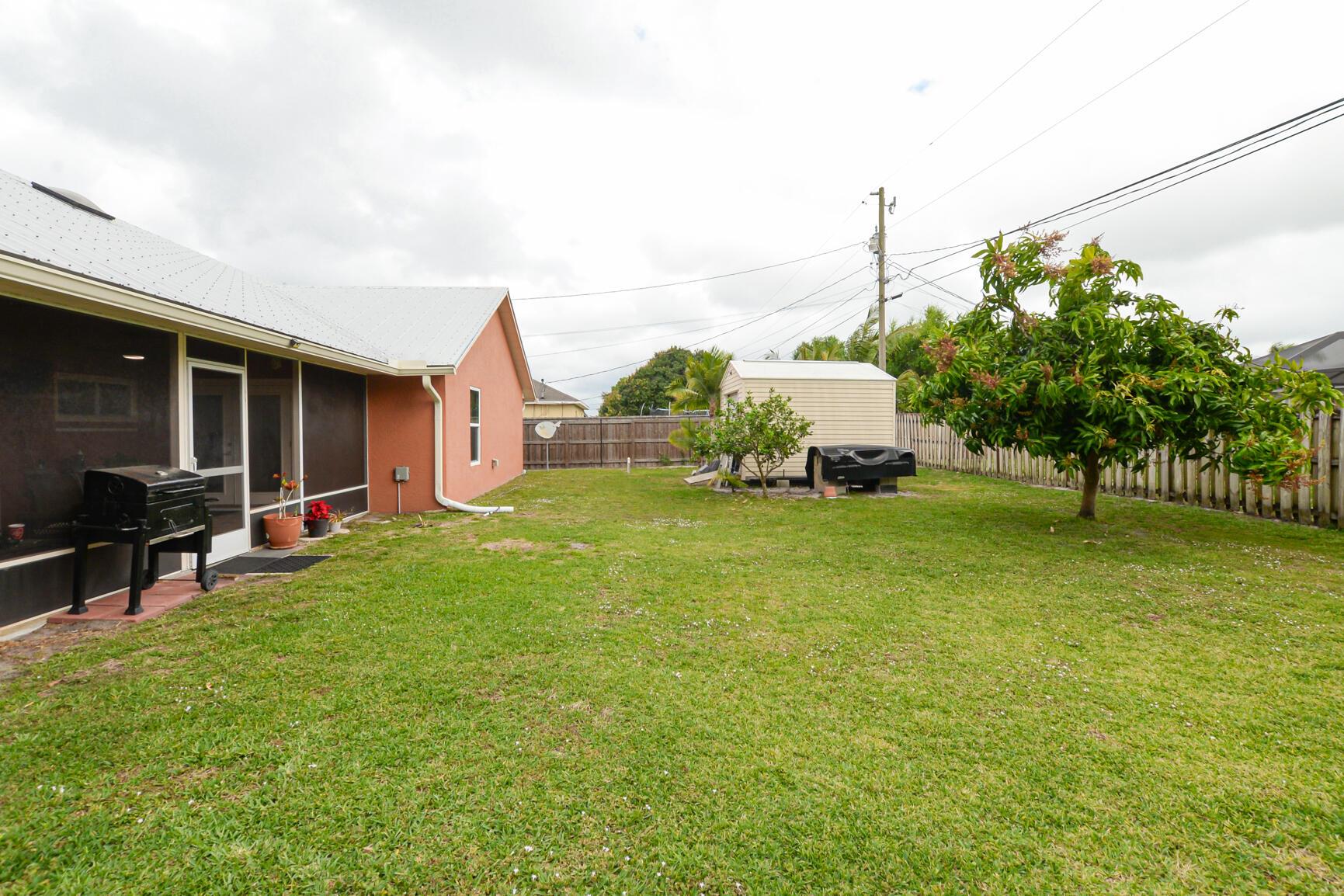 PORT ST LUCIE SECTION 19 - Residential