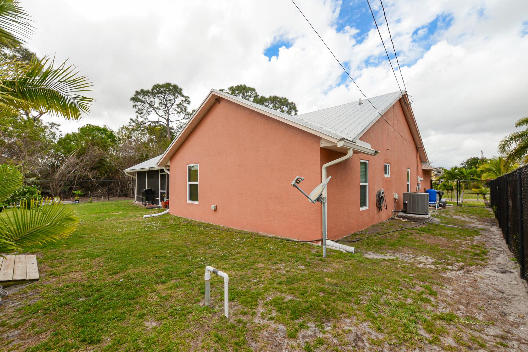 PORT ST LUCIE SECTION 19 - Residential