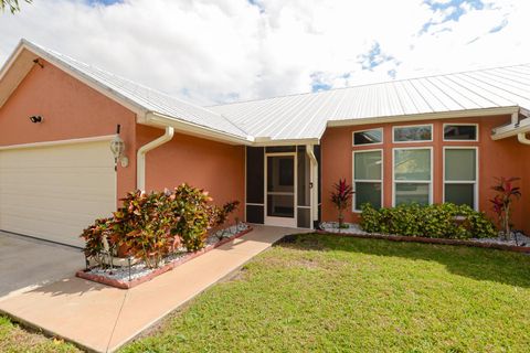 A home in Port St Lucie