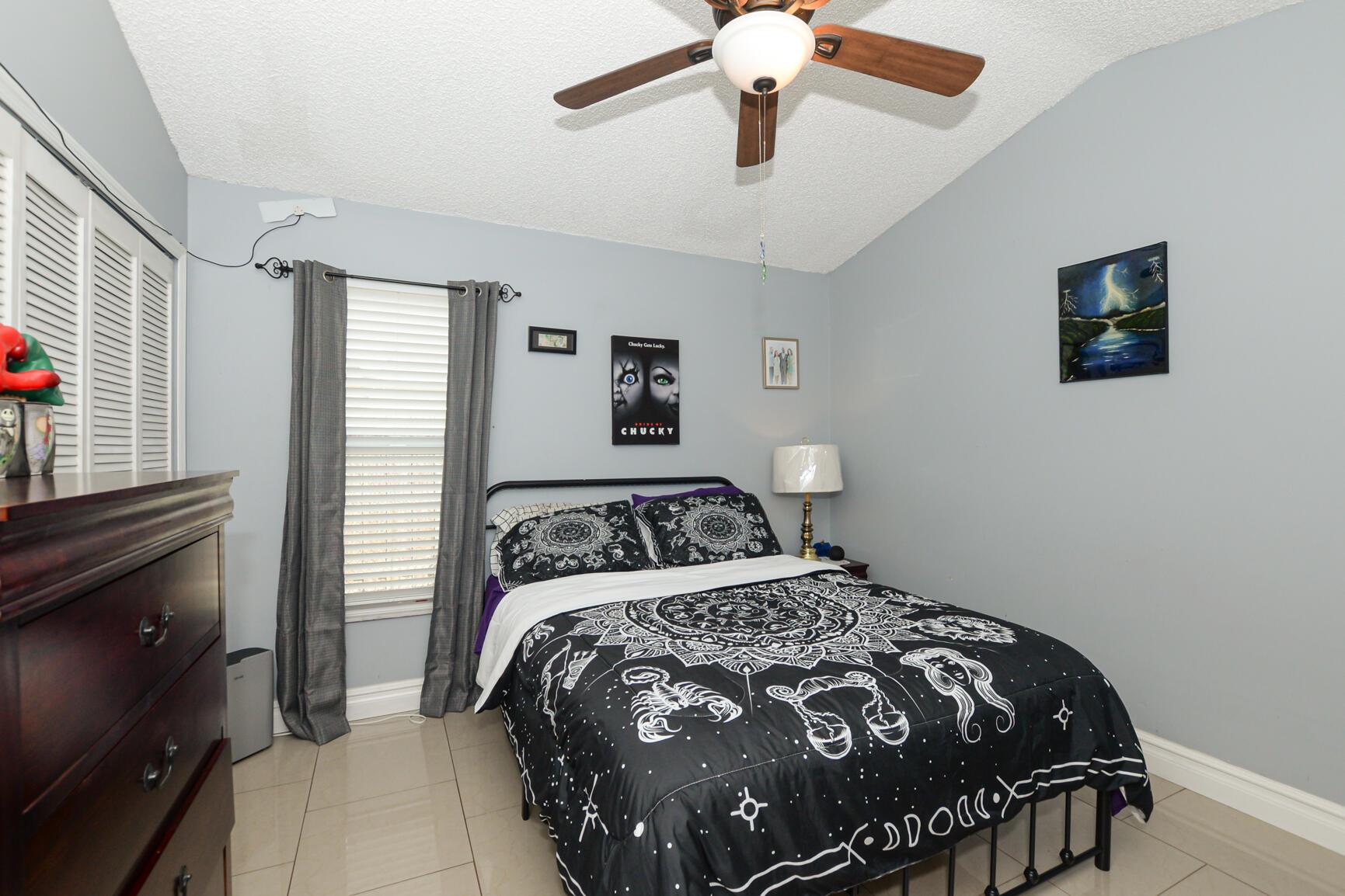 PORT ST LUCIE SECTION 19 - Residential