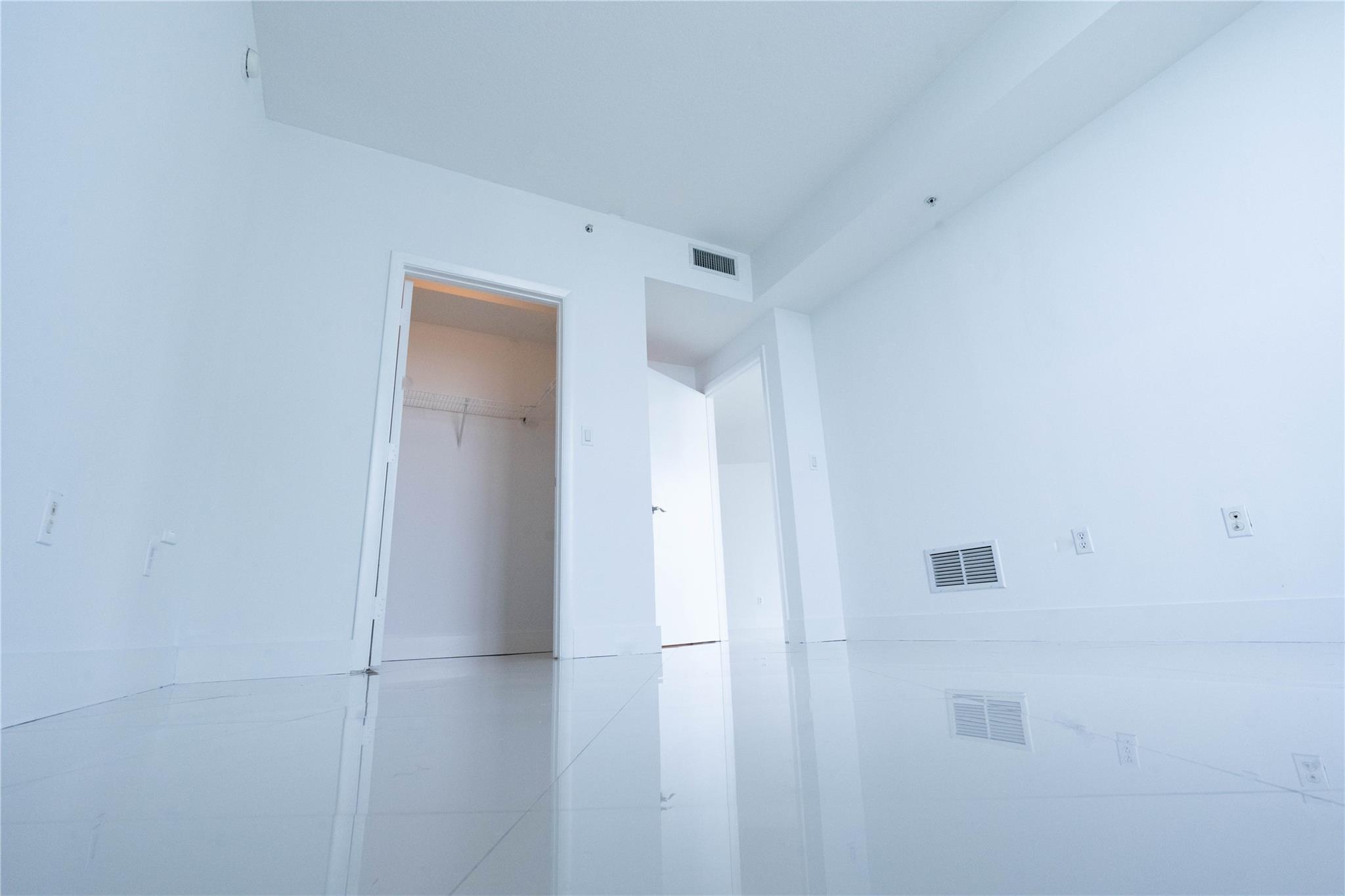 Quantum On The Bay Condo - Residential Lease