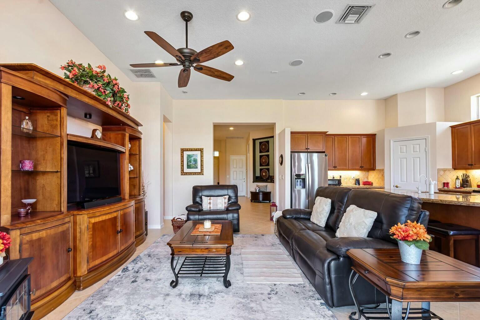 Buena Vida - Residential