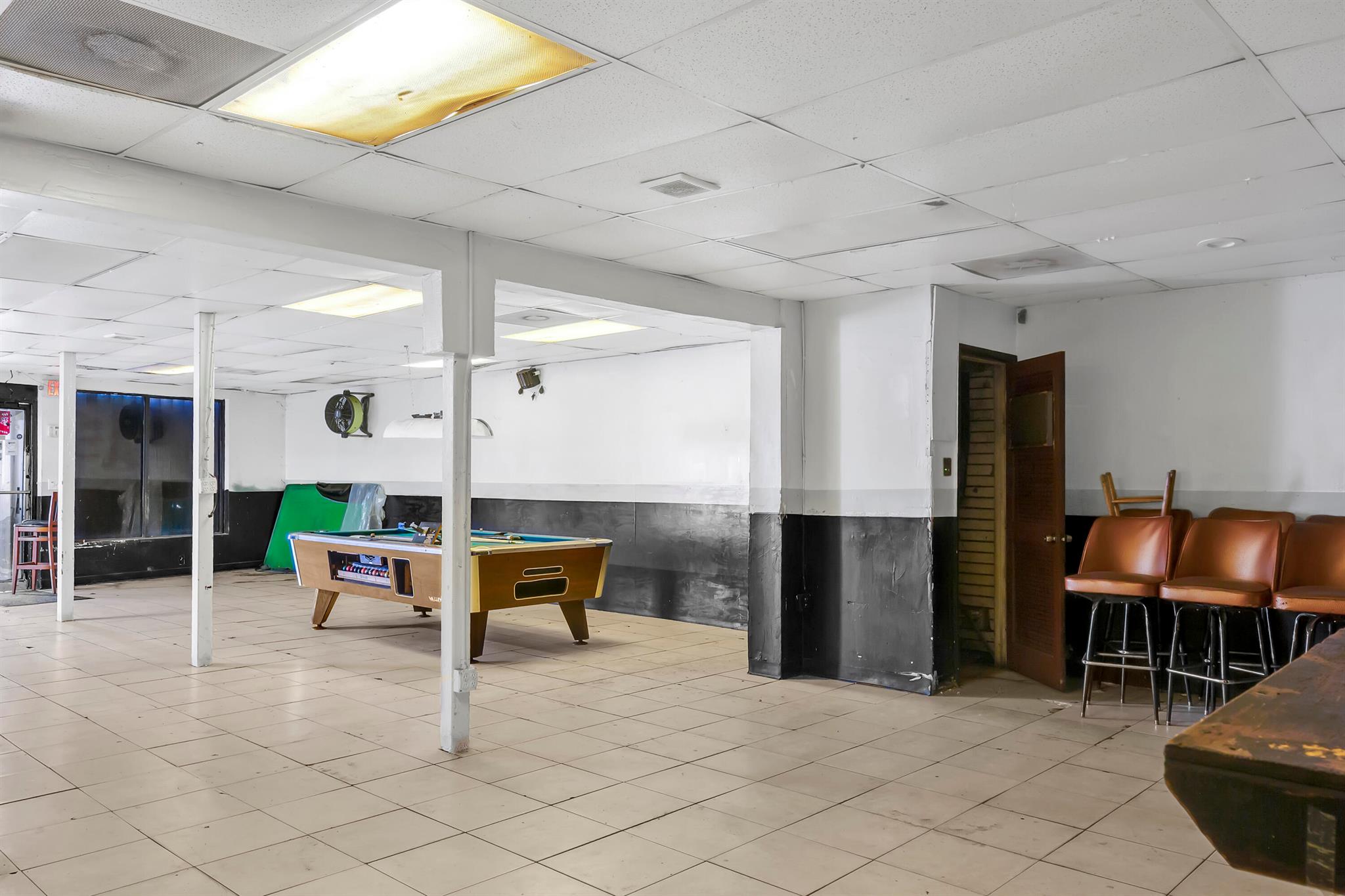 WASHINGTON PARK - Commercial Sale