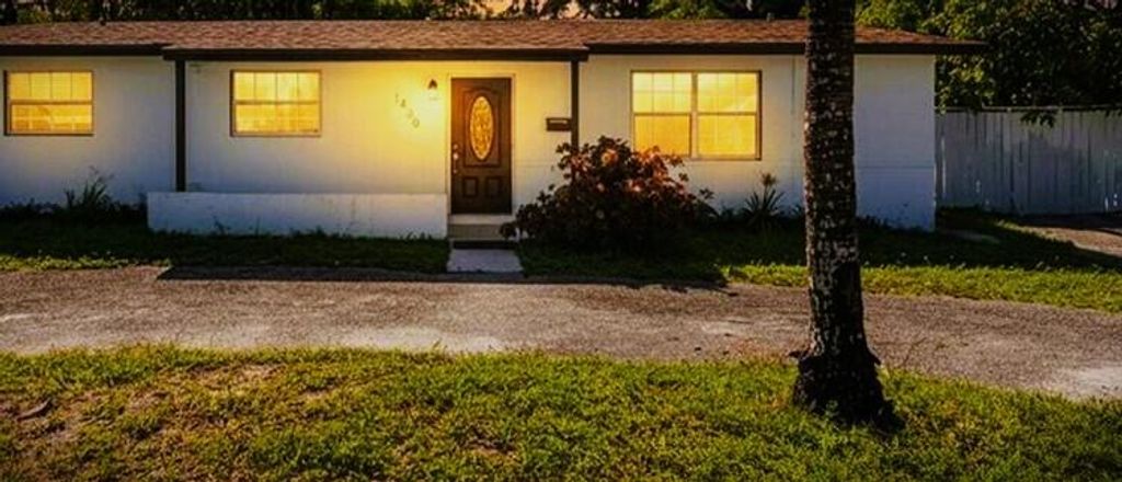 Photo of 1436 NW 19th Street, Fort Lauderdale, FL 33311 (MLS # B26031828)