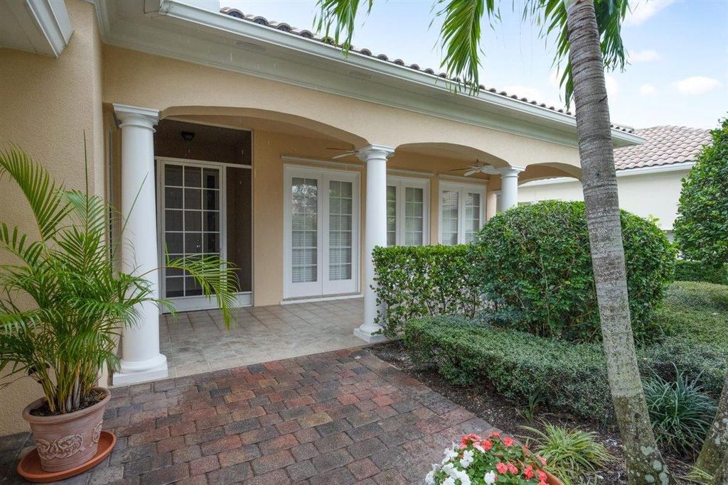 Photo of 8435 Yorke Road, Wellington, FL 33414 (MLS # R11032517)