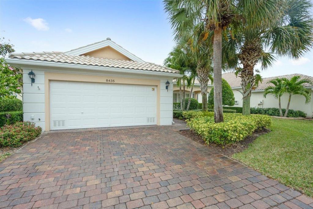 Photo of 8435 Yorke Road, Wellington, FL 33414 (MLS # R11032517)