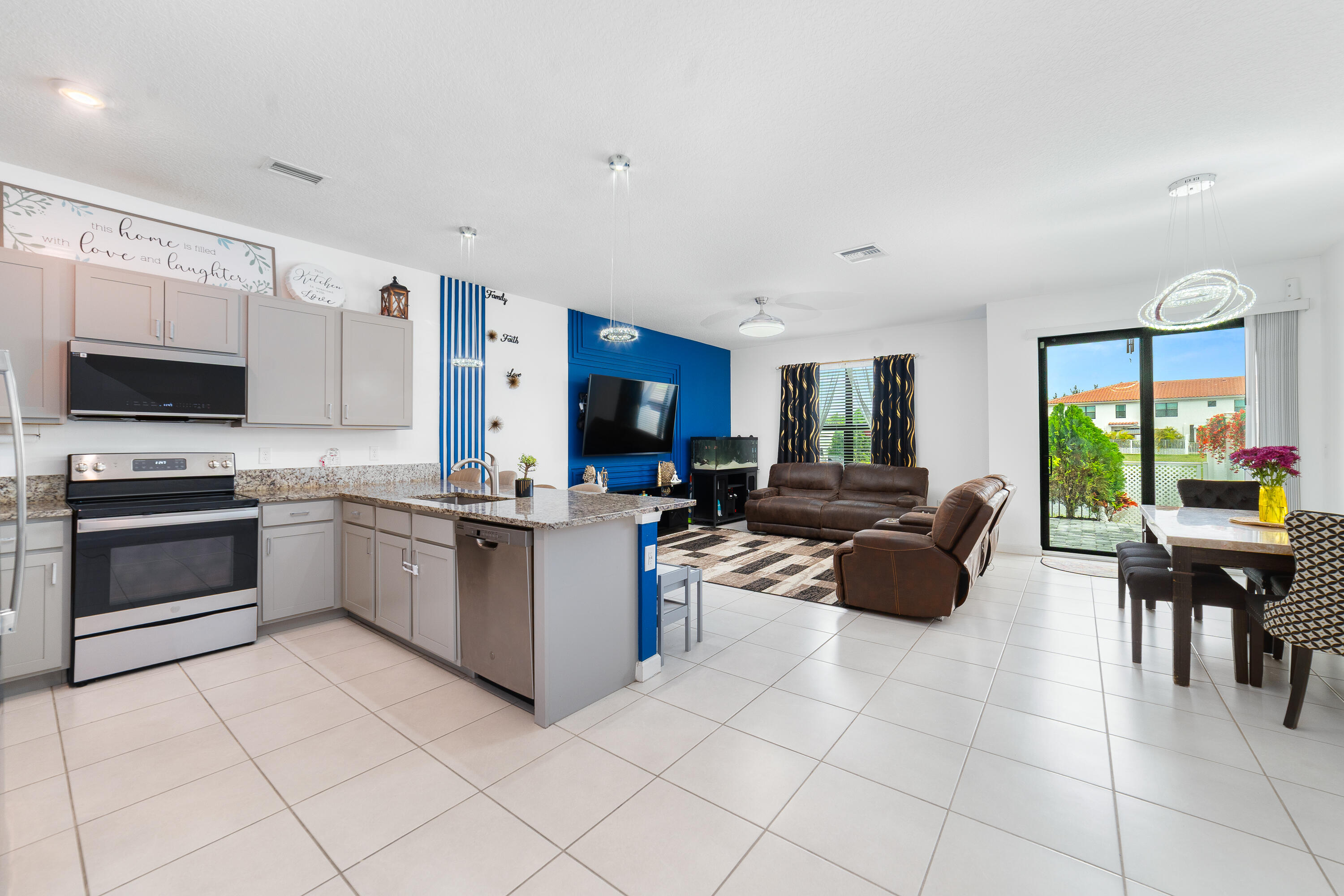 MEDITERRANEA - Residential