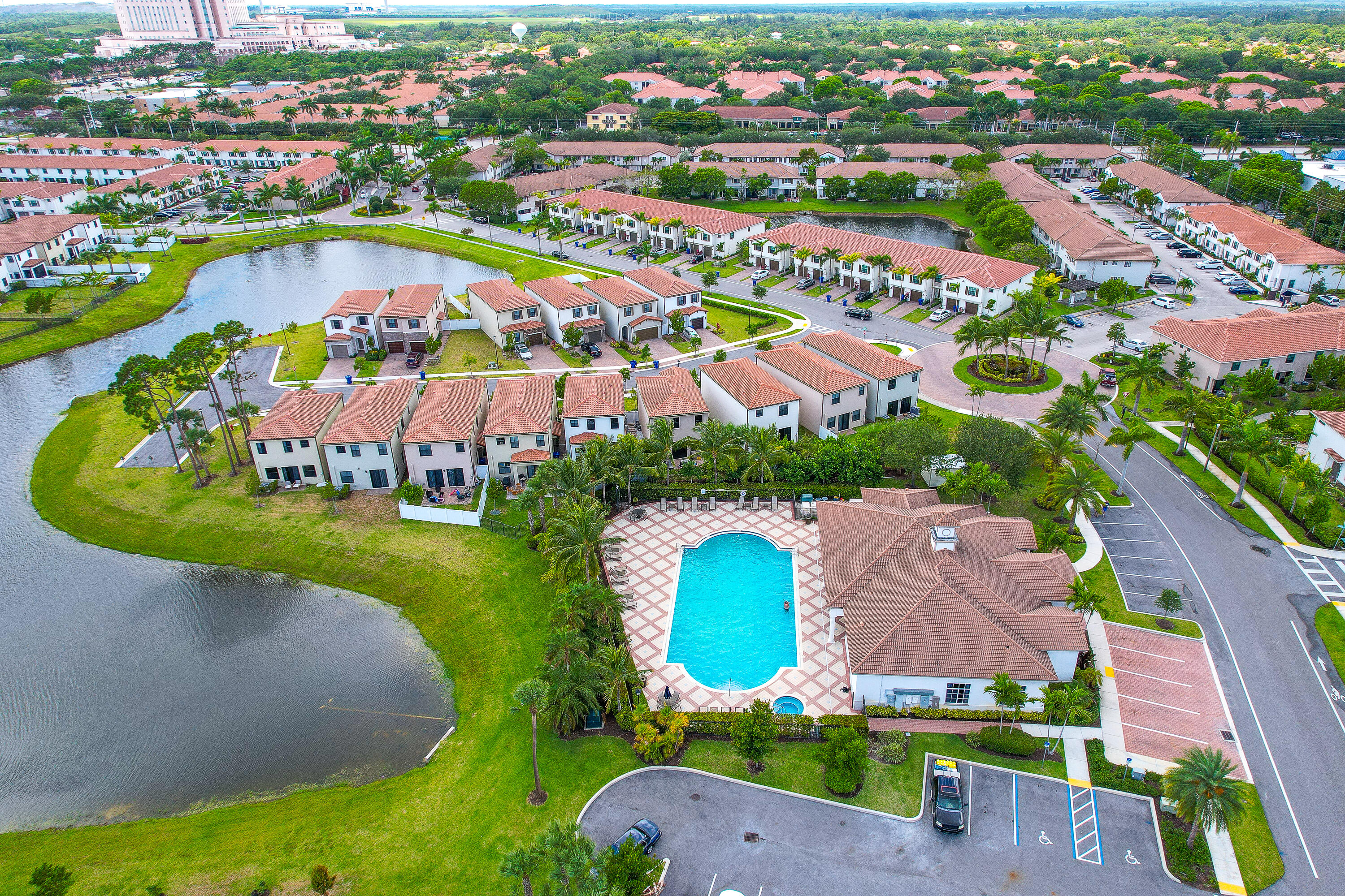 MEDITERRANEA - Residential