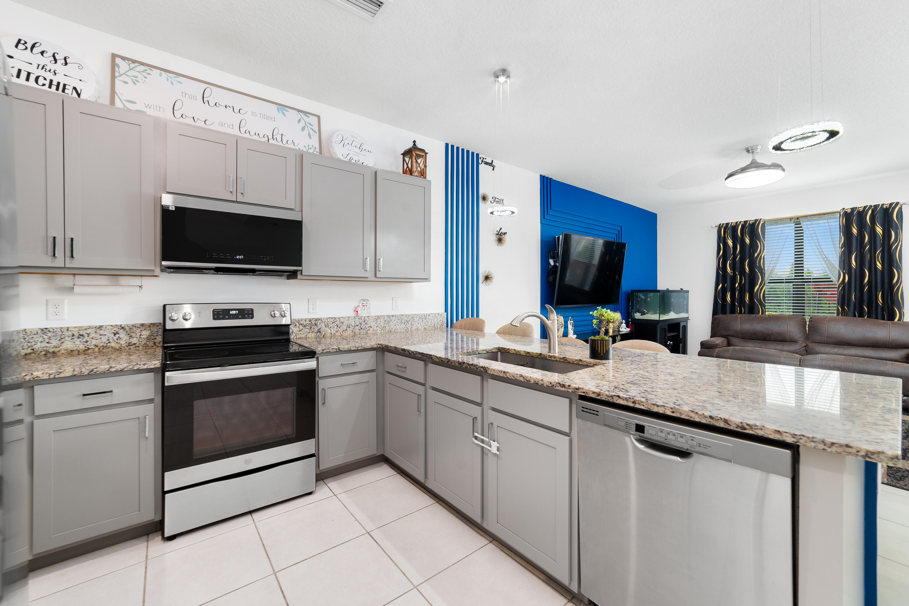 MEDITERRANEA - Residential