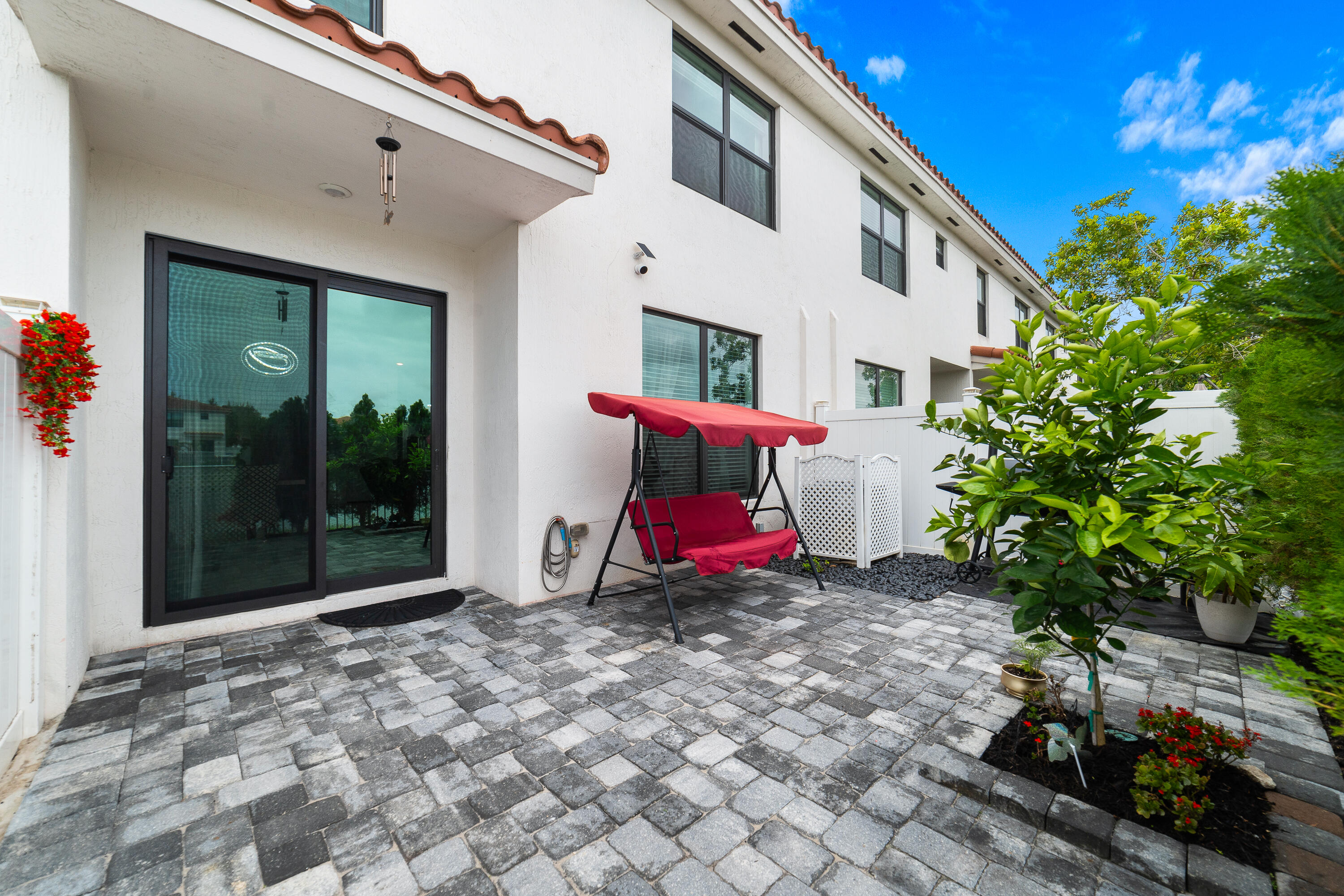 MEDITERRANEA - Residential