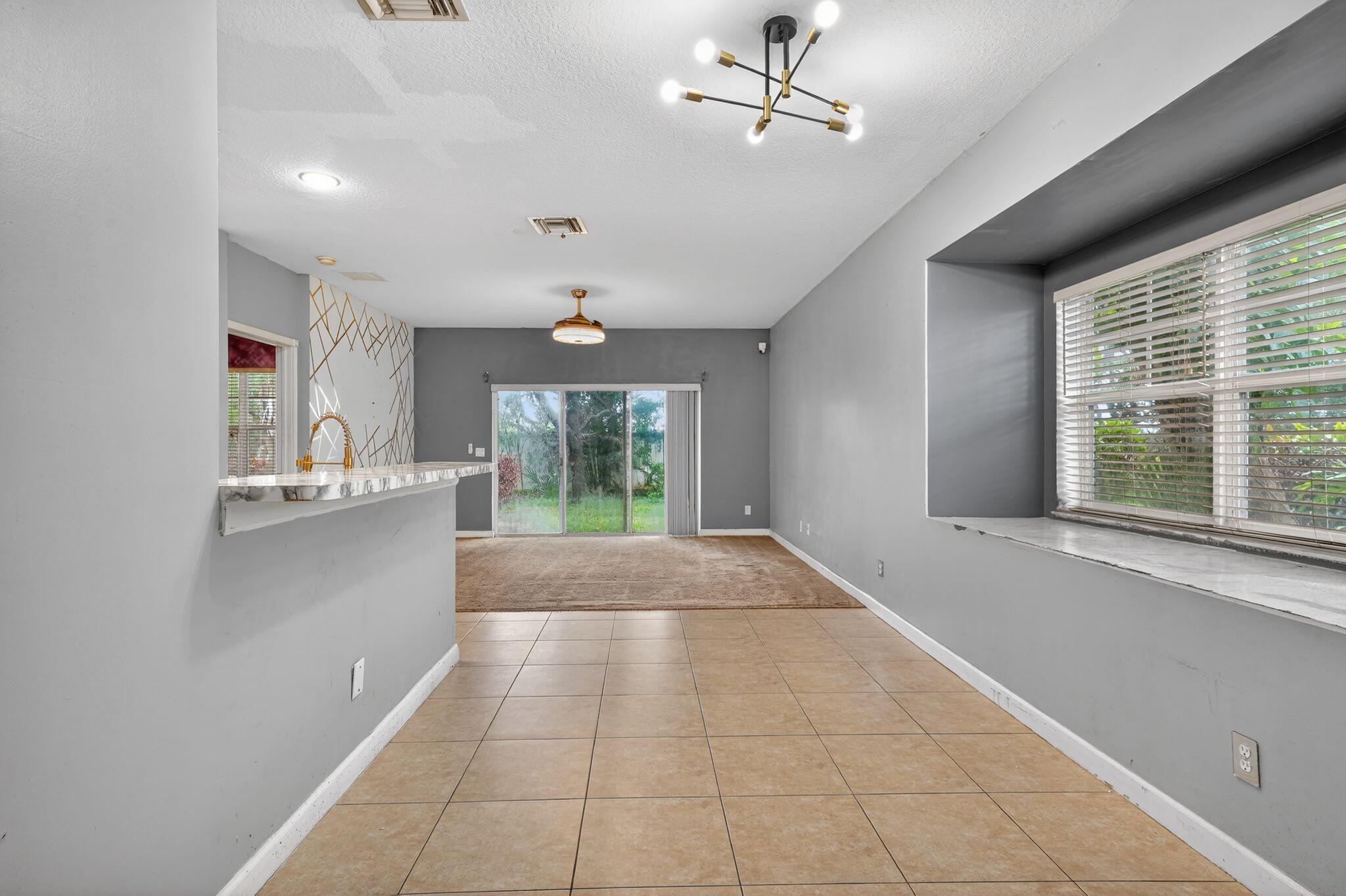 RIVER OAKS - Residential