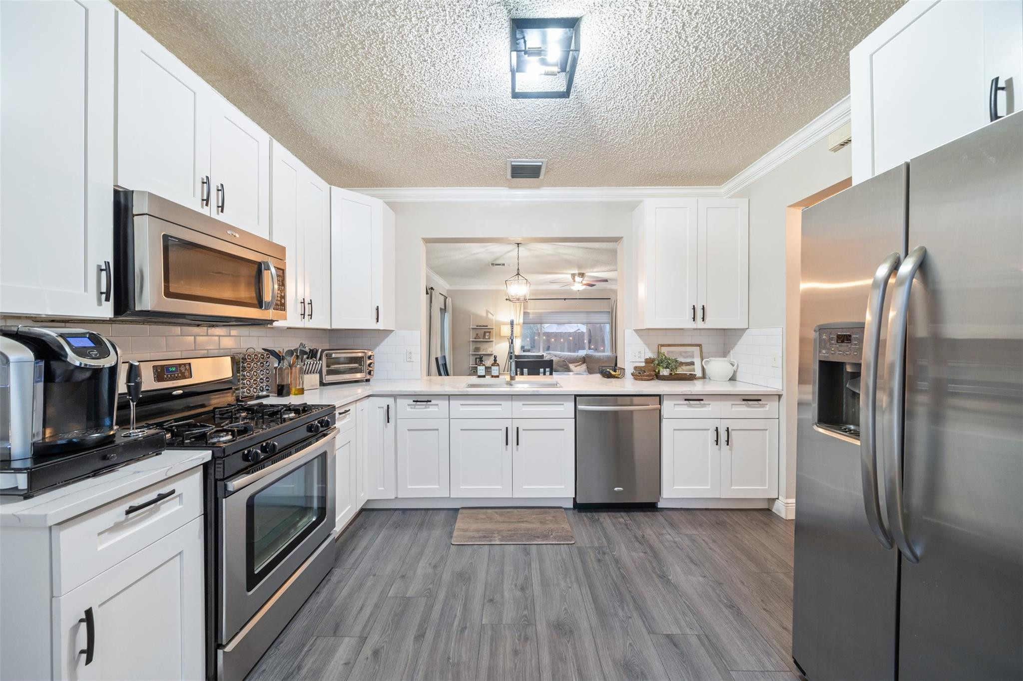 PLUM HARBOR - Residential