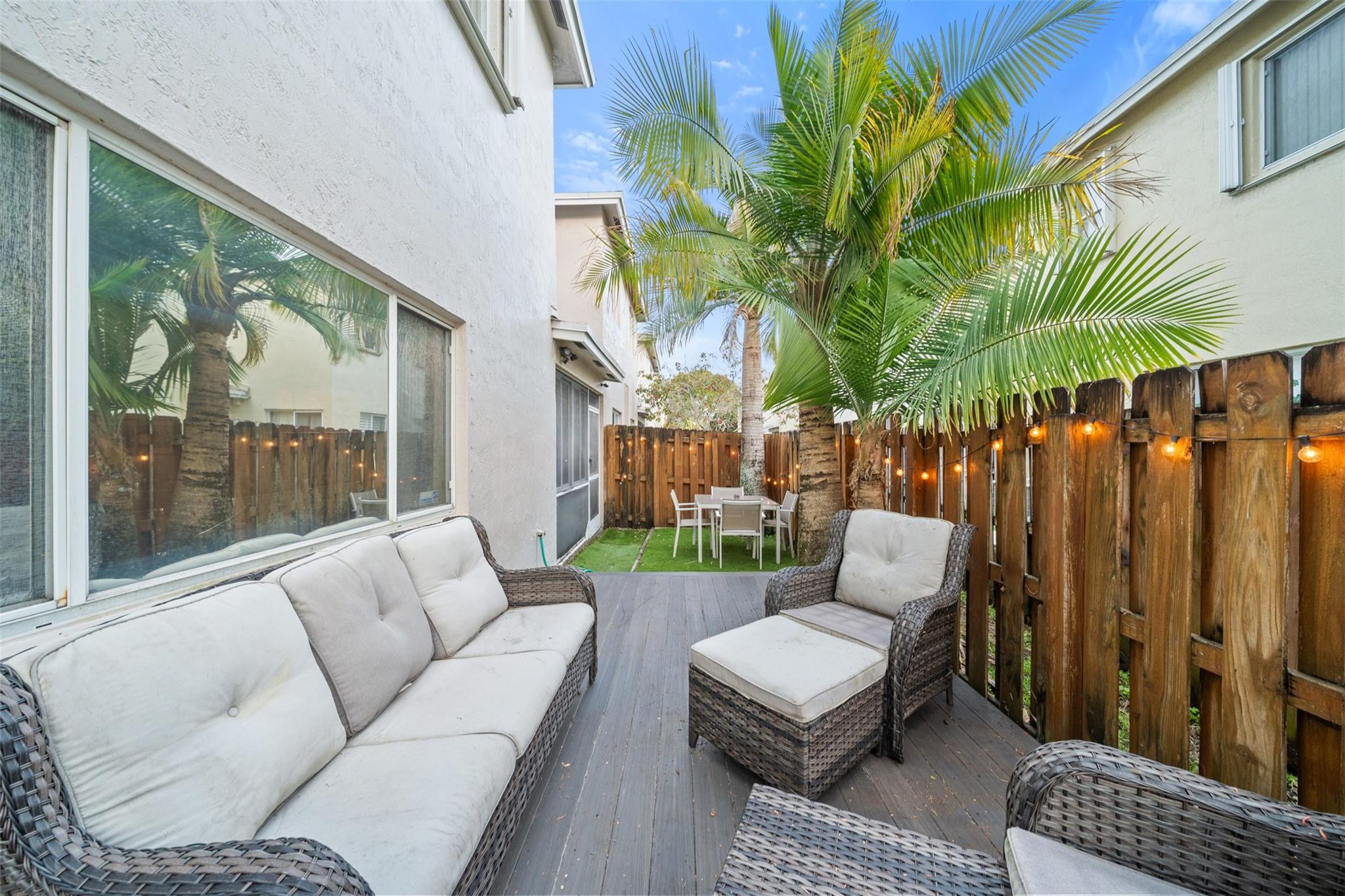 PLUM HARBOR - Residential