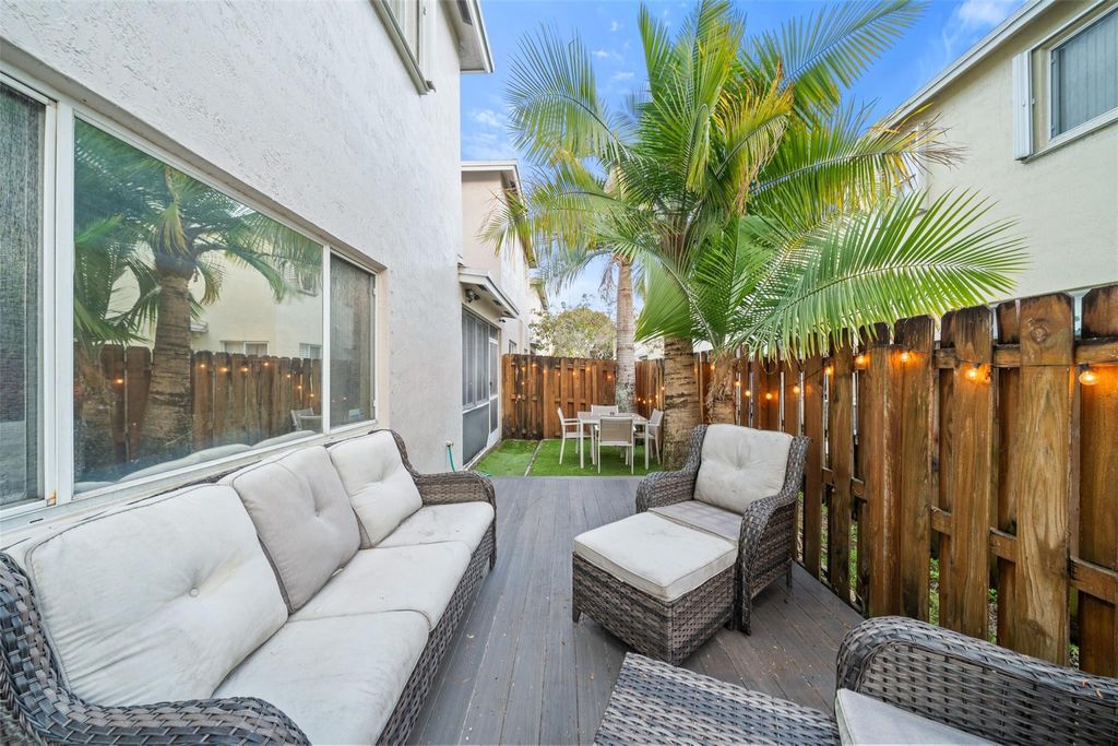 Photo of 9548 N Vermosa Lane #426-4, Tamarac, FL 33321 (MLS # F10551047)