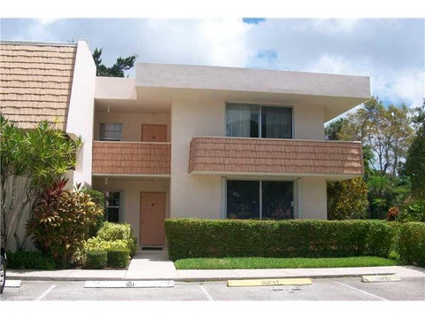 Tiny photo for 4031 N Cypress Drive #101, Pompano Beach, FL 33069 (MLS # B26024512)