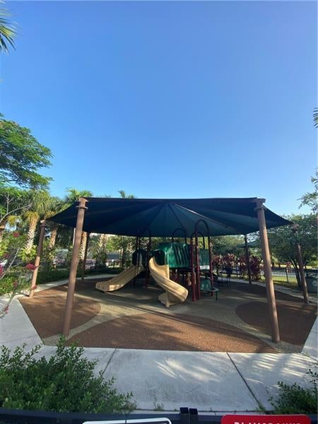 Tiny photo for 4031 N Cypress Drive #101, Pompano Beach, FL 33069 (MLS # B26024512)
